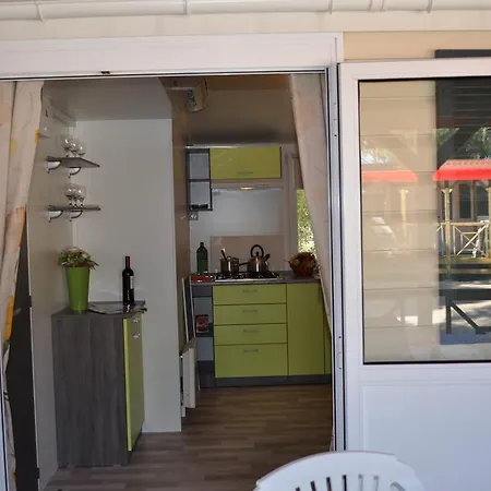 Victoria Mobilhome Dole-zivogosce Holiday park Blato (Makarska)