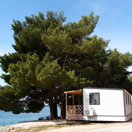 Victoria Mobilhome Dole-zivogosce 2* Blato (Makarska)
