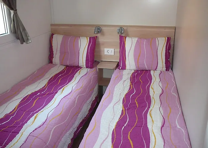 Victoria Mobilhome Dole-zivogosce 2* Blato (Makarska)